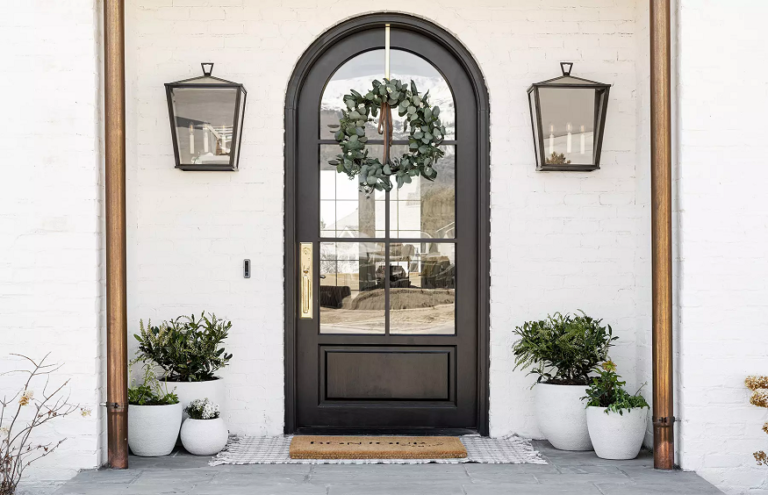 How to arrange and decorate the entrance to your home? Our tips and advice
